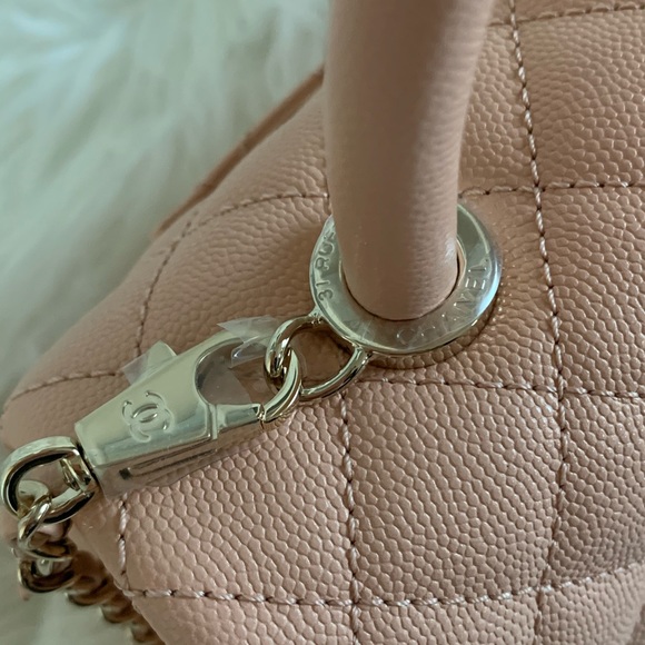 āāSOLD in IGāāChanel 21P small(old mini) light pink caviar coco - Picture 6 of 16